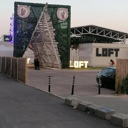 De Silva Moon * Mamaia