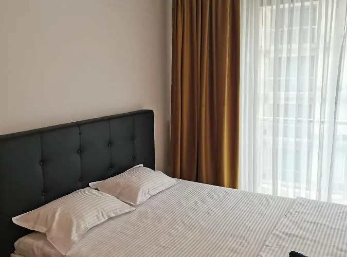 De Silva Moon * Mamaia